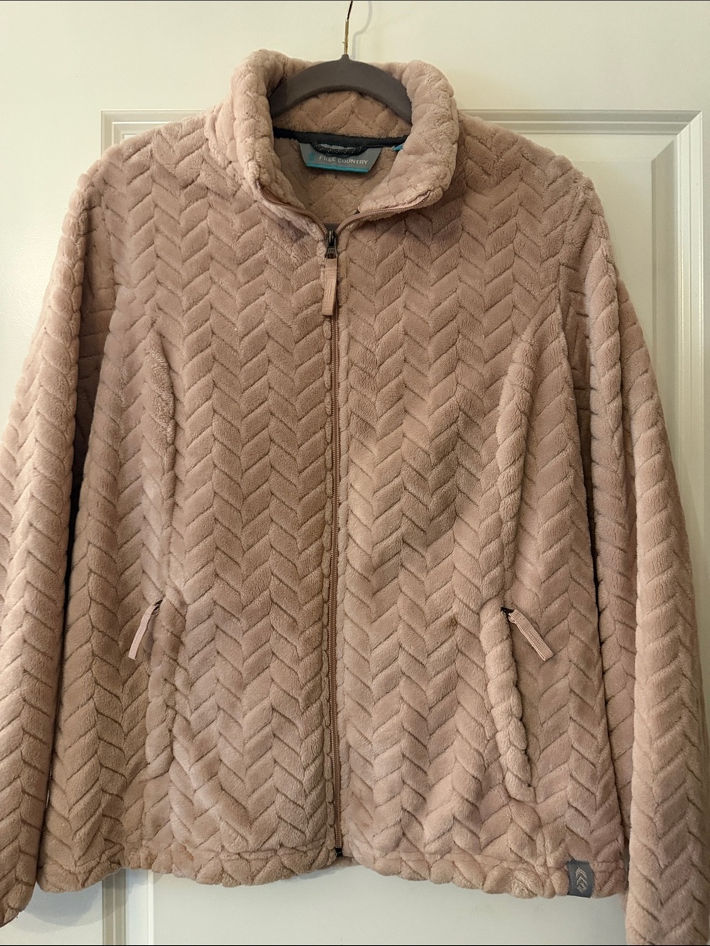 Free Country Taupe Plush Chevron Zip-Up Jacket women’s size Lg so warm
